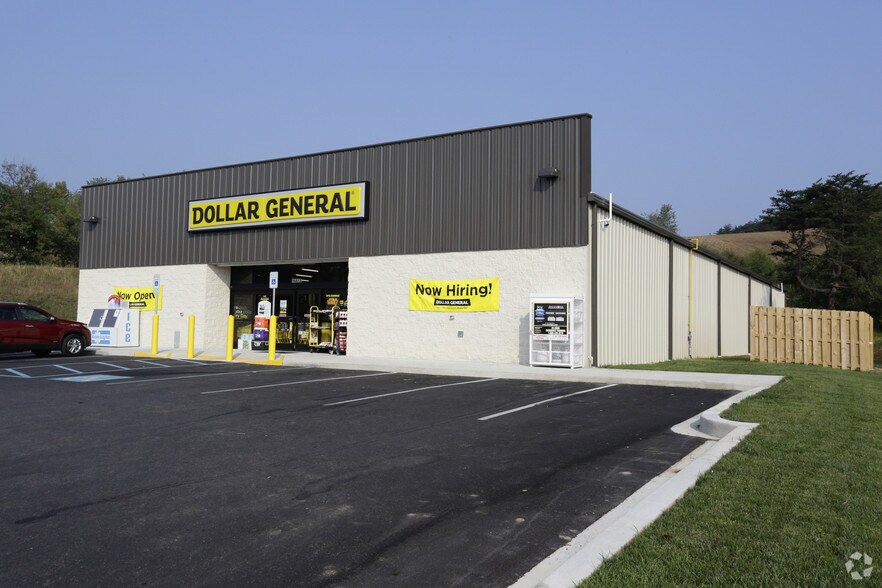 16912 Northwestern Pike, Augusta, WV for sale - Primary Photo - Image 1 of 1