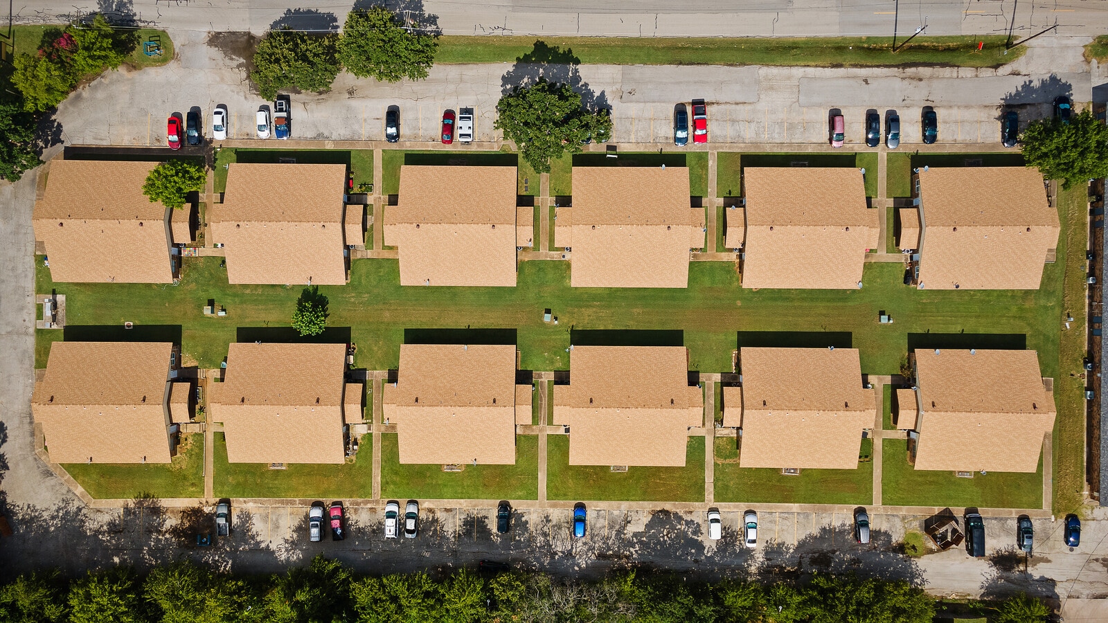 108 S Shady Shores Dr, Lake Dallas, TX 75065