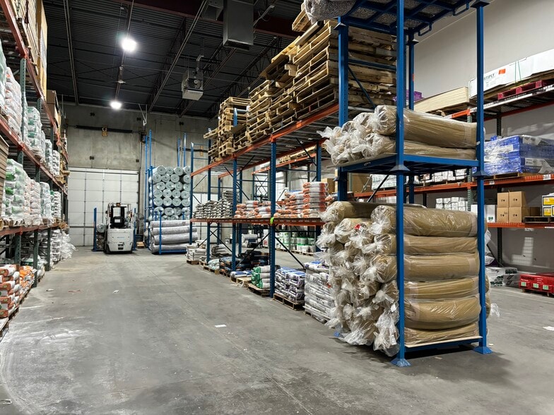 2995 Lone Oak Cir, Eagan, MN for lease - Interior Photo - Image 2 of 9