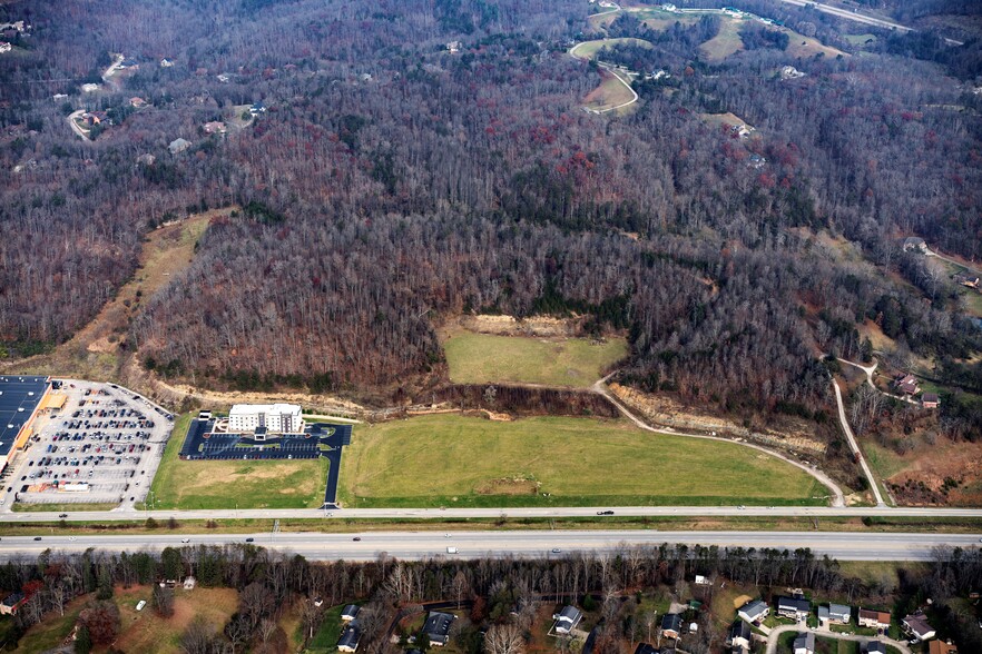 1200 Liberty Park Dr, Hurricane, WV for lease - Aerial - Image 2 of 15