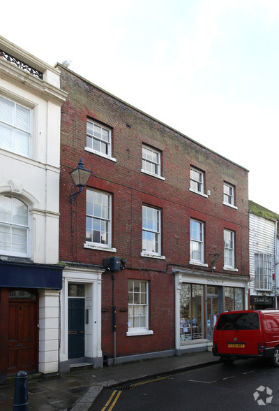 86 High St, Hythe for lease - Primary Photo - Image 1 of 2