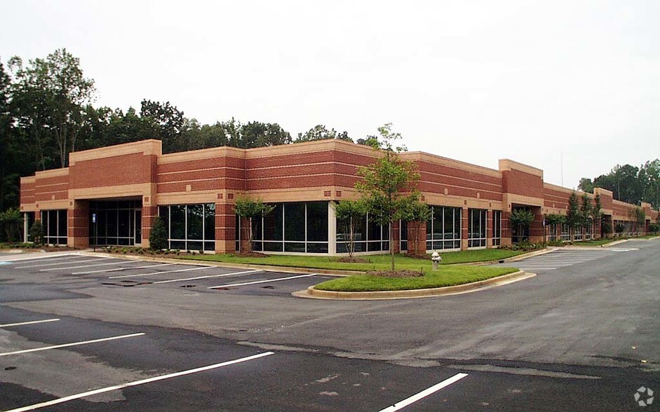 1550 N Brown Rd, Lawrenceville, GA for lease - Building Photo - Image 2 of 13