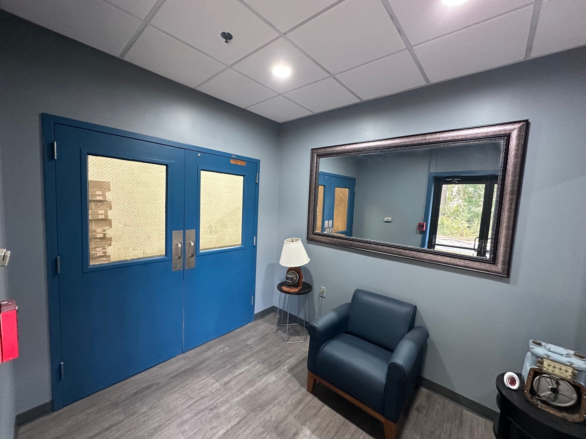 112-118 Jones St, Fuquay Varina, NC for lease Interior Photo- Image 1 of 4