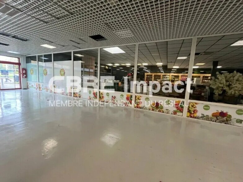 Retail in Marsannay-la-Côte for lease - Building Photo - Image 3 of 5