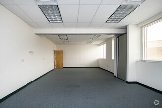 1 General Motors Dr, Syracuse, NY for lease Interior Photo- Image 2 of 9