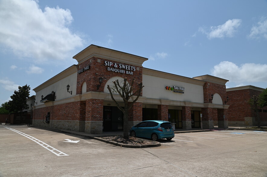 9050 Highway 6, Missouri City, TX for sale - Building Photo - Image 1 of 1