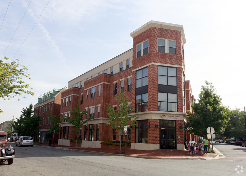 124 S West St, Alexandria, VA for lease - Building Photo - Image 1 of 13