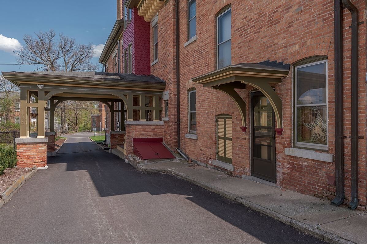 67 South St, Auburn, NY 13021