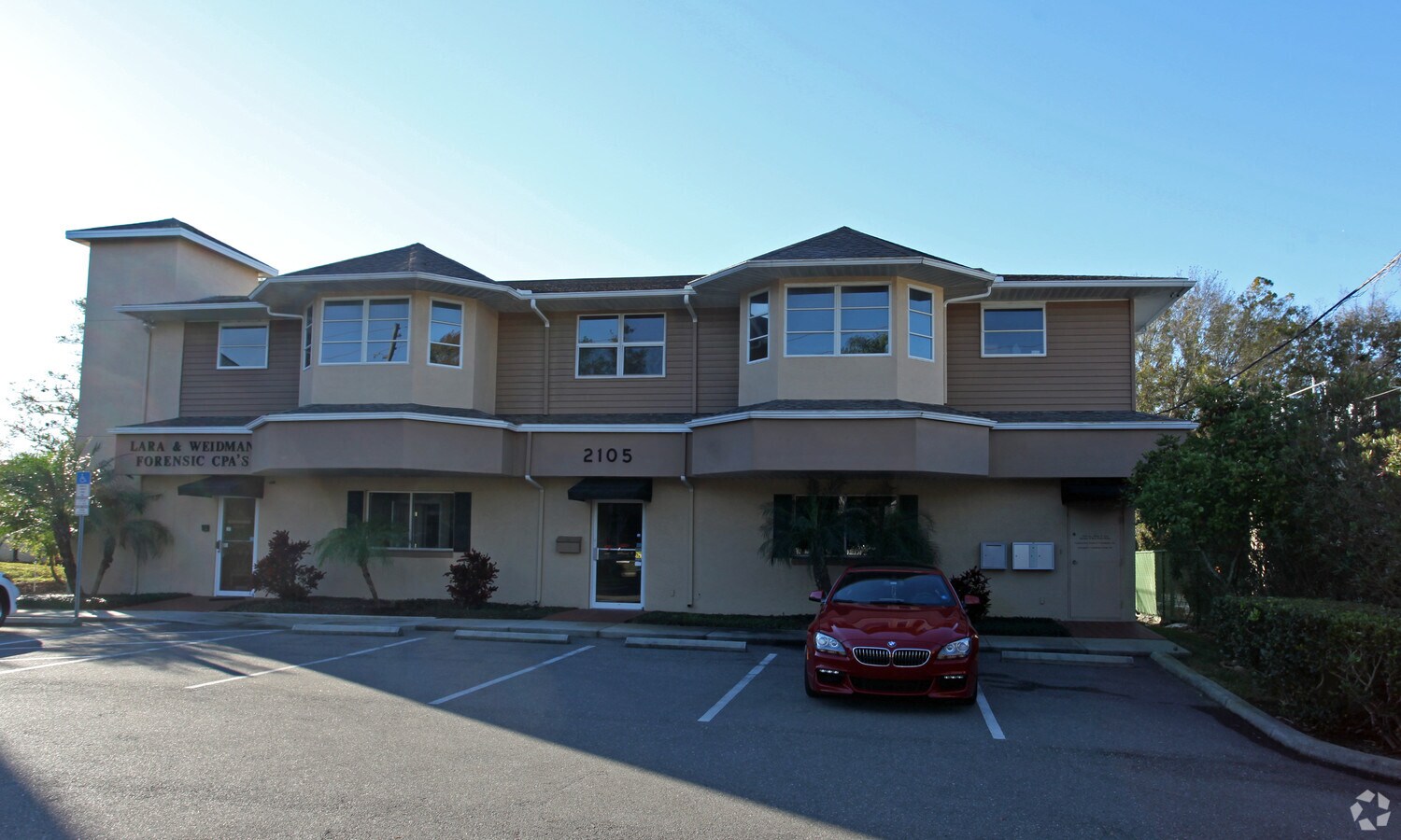 2105 Drew St, Clearwater, FL 33765