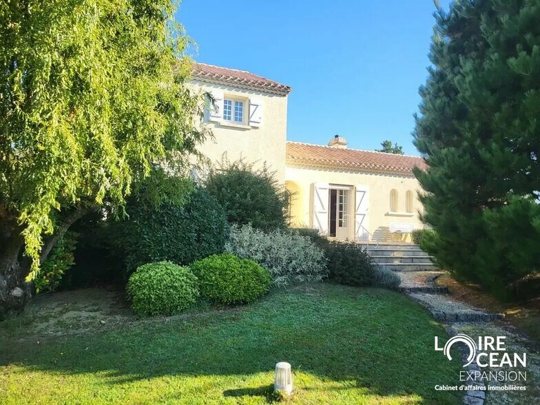 Flex in Pornic for sale - Building Photo - Image 1 of 9