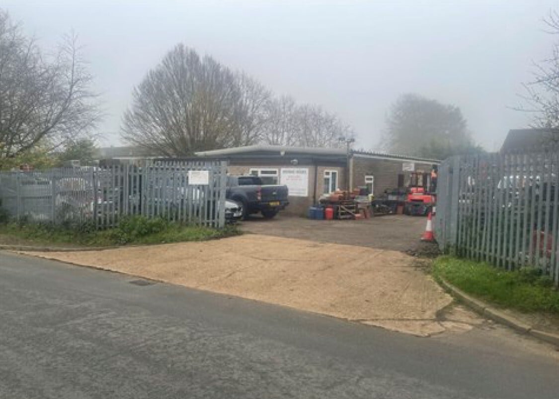 14A Depot Rd, Newmarket for sale Primary Photo- Image 1 of 1