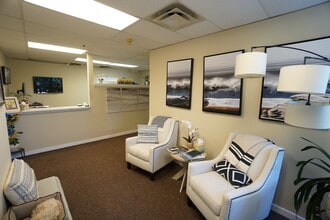 9633 Levin Rd, Silverdale, WA for lease Interior Photo- Image 2 of 14