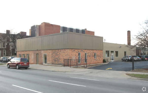 8143 E Jefferson Ave, Detroit, MI for lease Primary Photo- Image 1 of 3