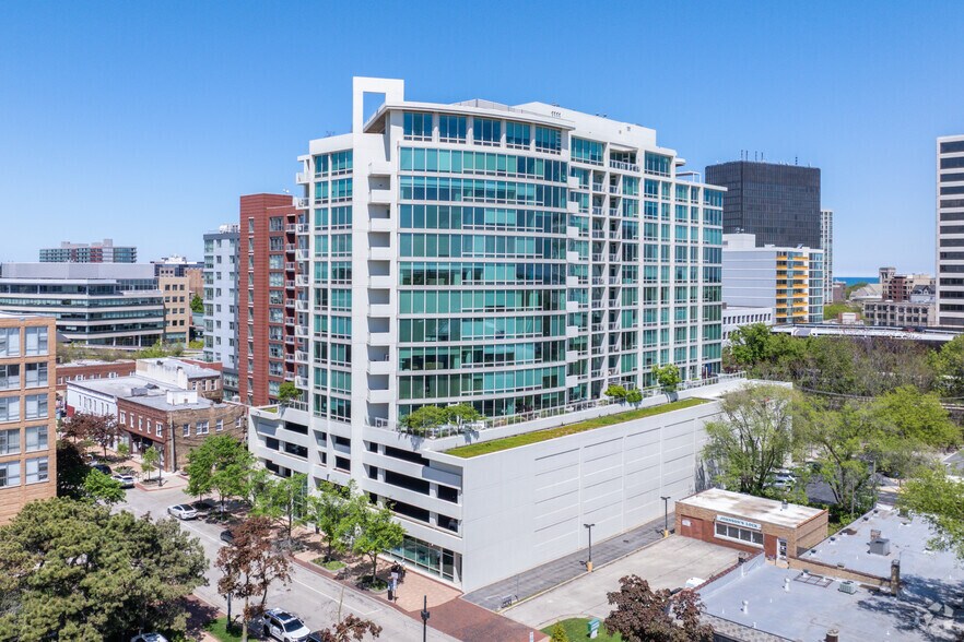 1567-1570 Maple Ave, Evanston, IL for sale - Primary Photo - Image 1 of 1