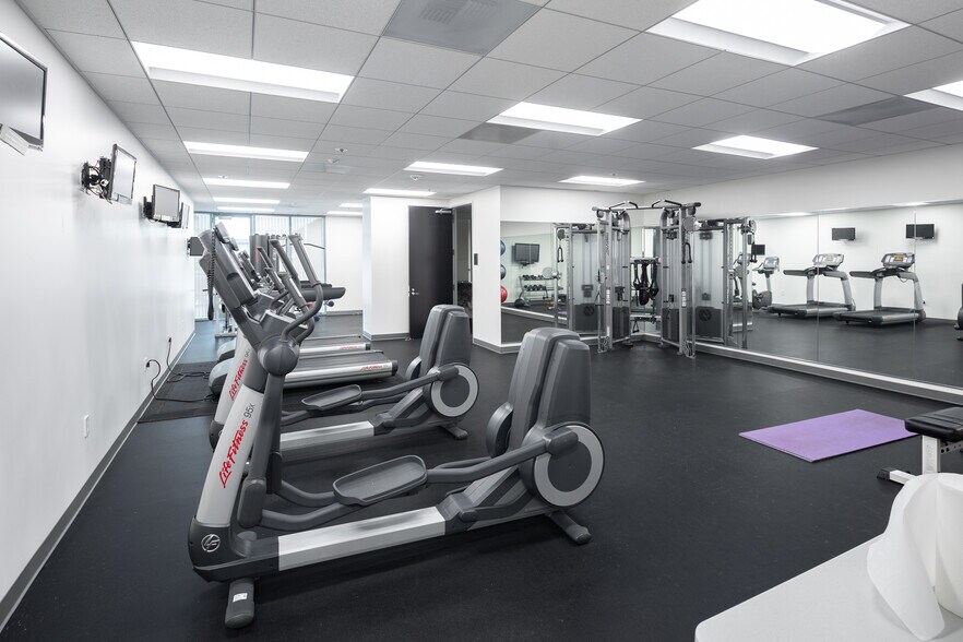 3501 Jamboree Rd, Newport Beach, CA 92660 Bayview Corporate Center