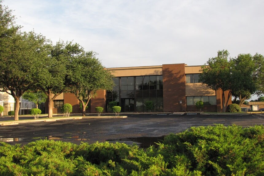 2575 S Loop 289, Lubbock, TX for sale Building Photo- Image 1 of 1