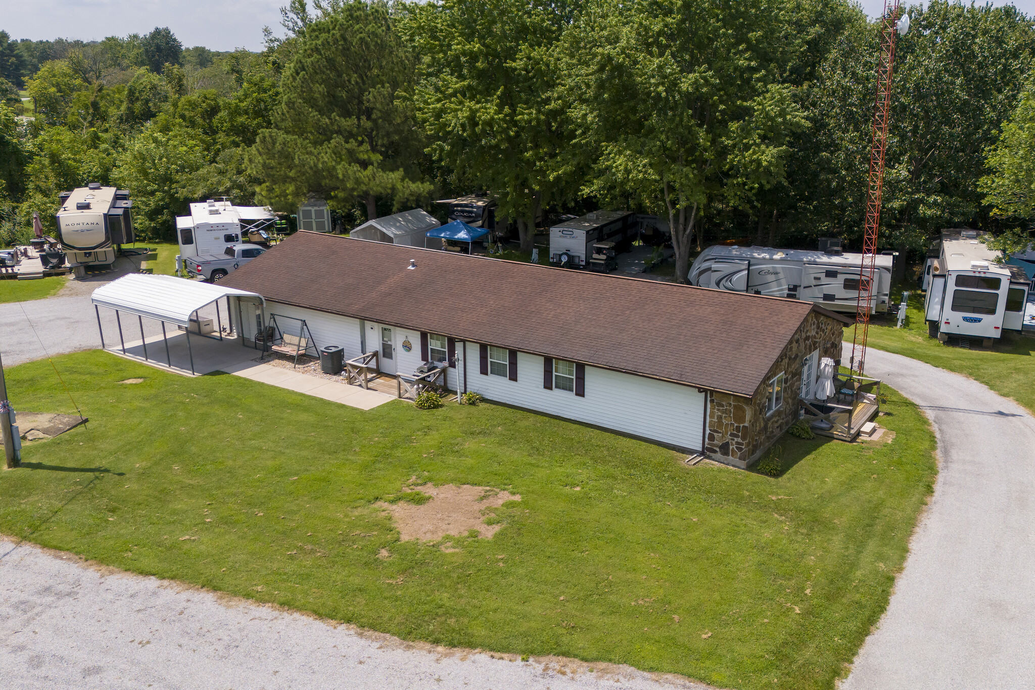 1761 Marina Rd, Murphysboro, IL for sale Primary Photo- Image 1 of 31