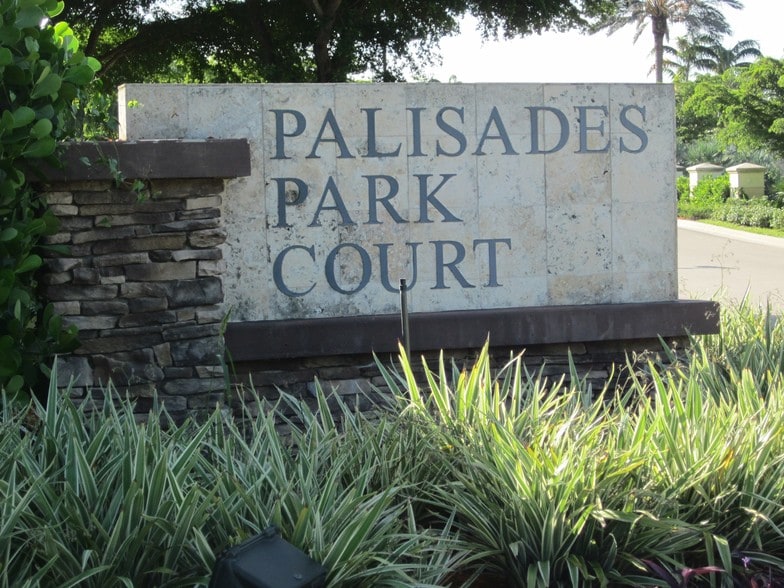 6801 Palisades Park Ct, Fort Myers, FL for lease - Building Photo - Image 3 of 10