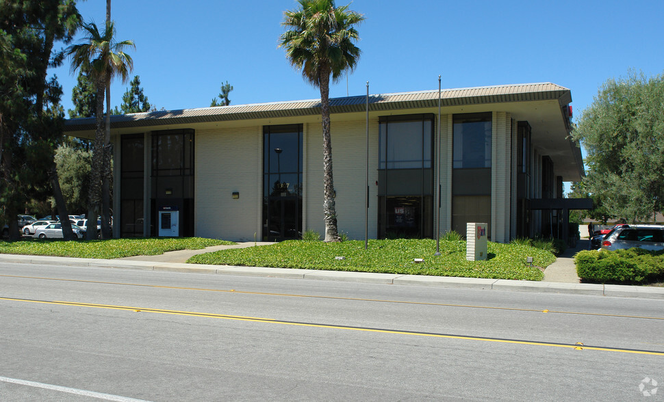 1307-1309 S Mary Ave, Sunnyvale, CA for lease - Building Photo - Image 2 of 7