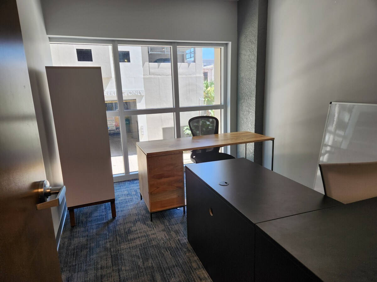 1120 E Kennedy Blvd, Tampa, FL 33602 - Unit 225 -  - Interior Photo - Image 1 of 8