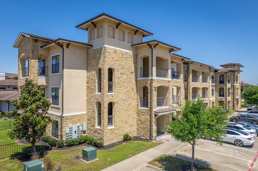 12240 Bella Terra Center Way, Richmond, TX for sale - Primary Photo - Image 1 of 1