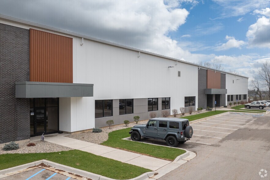 1250 60th St, Byron Center, MI for lease - Building Photo - Image 2 of 5