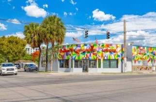 Barbarita's Liquor Dis Wholesale. portfolio of 3 properties for sale on LoopNet.com - Interior Photo - Image 3 of 8