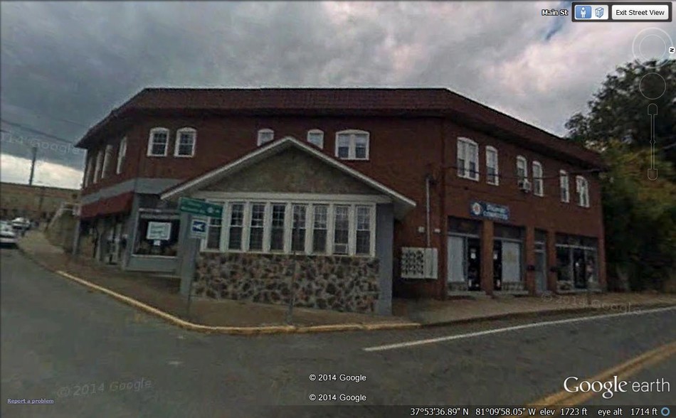 501 N Pax Ave, Mount Hope, WV for sale - Primary Photo - Image 1 of 1