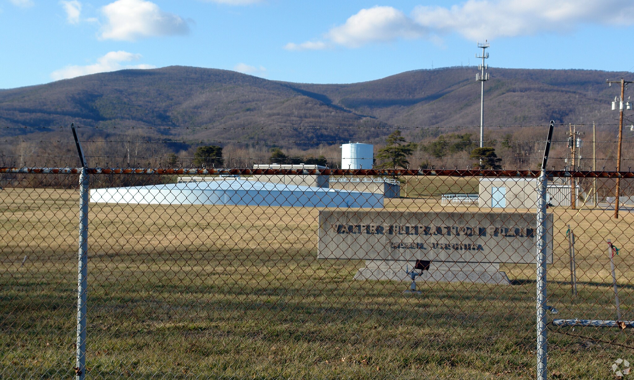 4328 W Main St, Salem, VA for sale Primary Photo- Image 1 of 1