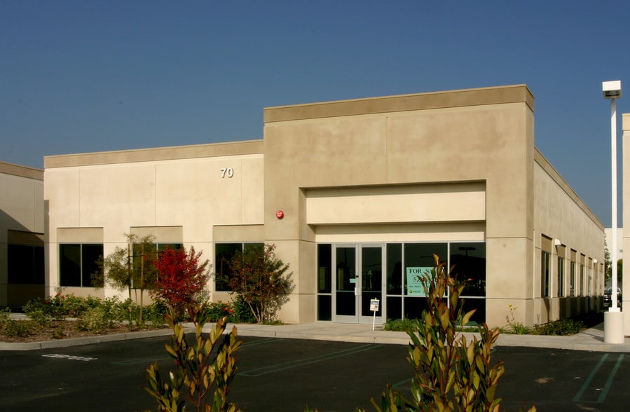 70 Discovery, Irvine, CA for sale - Building Photo - Image 2 of 6