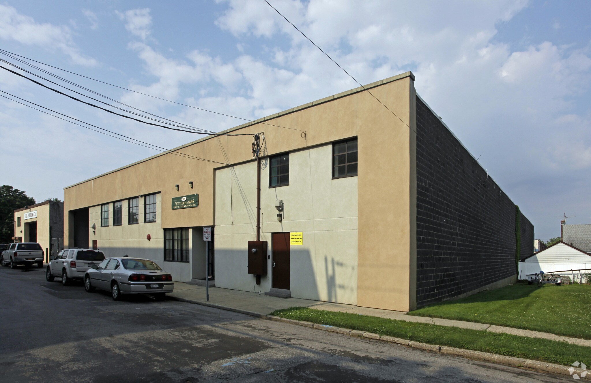 117 S Fourth St, New Hyde Park, NY for sale Primary Photo- Image 1 of 1