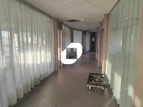 Office in Nanterre for lease Interior Photo- Image 2 of 7