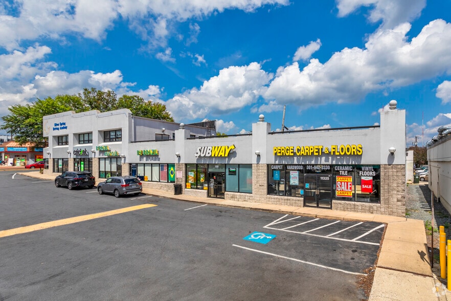 2424 W University Blvd, Wheaton, MD for lease - Building Photo - Image 2 of 2