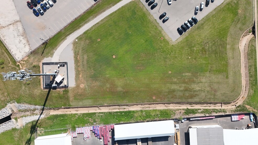 2914 Old Jacksboro Highway, Wichita Falls, TX for sale - Building Photo - Image 3 of 3