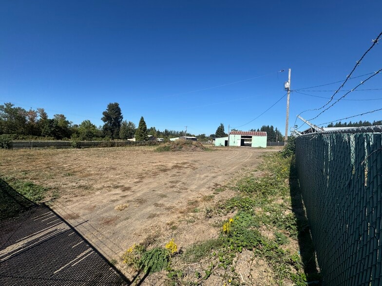 5755 - 5765 State St, Salem, OR for lease - Building Photo - Image 3 of 4