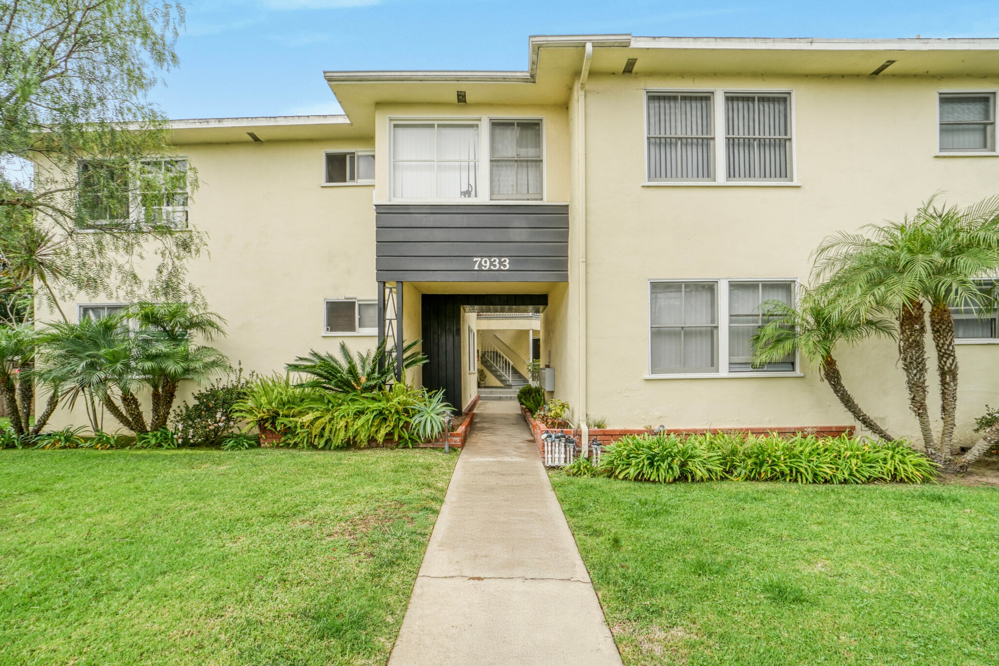 7933 Alverstone Ave, Los Angeles, CA for sale Building Photo- Image 1 of 11