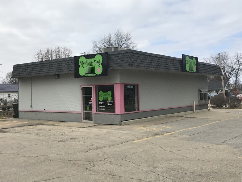 2030 6th St SW, Cedar Rapids, IA for sale - Building Photo - Image 1 of 1