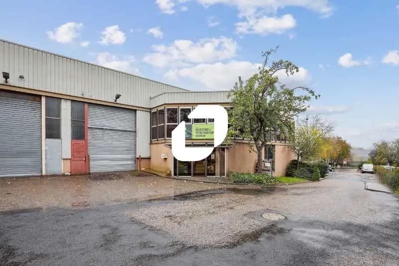 Flex in Palaiseau for lease - Building Photo - Image 1 of 12