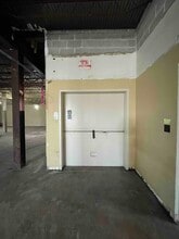 1900 20th Ave S, Birmingham, AL for sale Interior Photo- Image 2 of 5