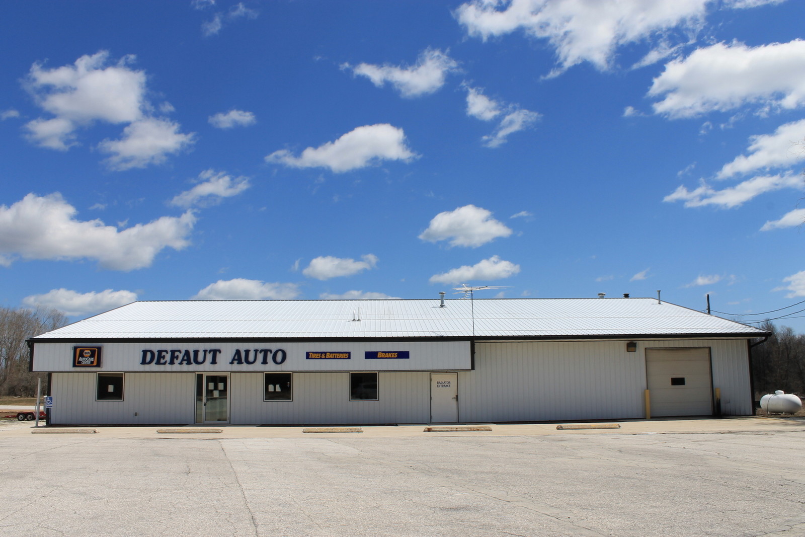 5431 Johnston Dr, Two Rivers, WI for sale Building Photo- Image 1 of 1