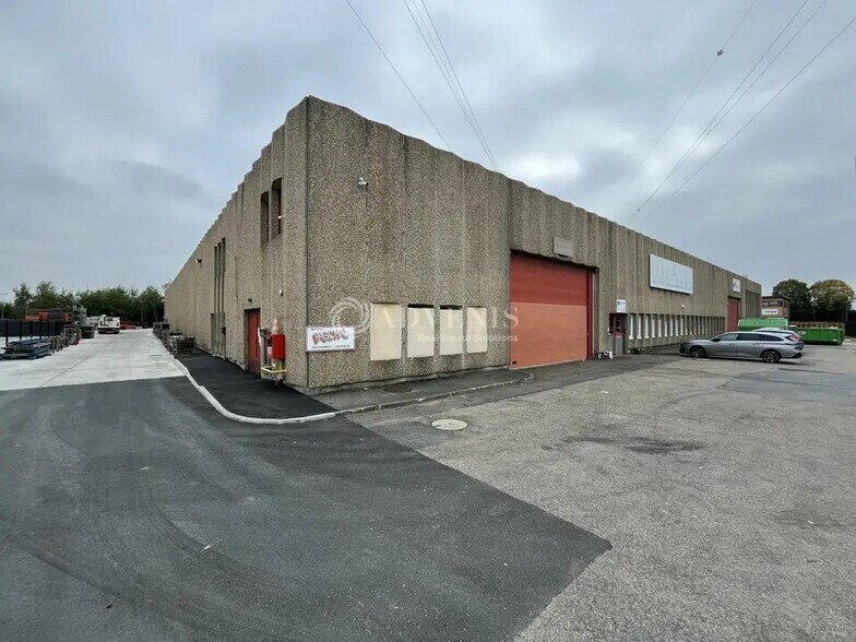 Flex in Moissy-Cramayel for lease - Building Photo - Image 2 of 10