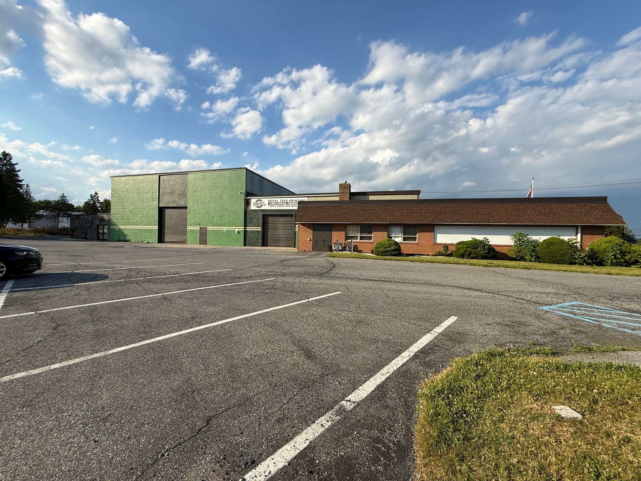 2224 Industrial Dr, Bethlehem, PA for lease Interior Photo- Image 1 of 12