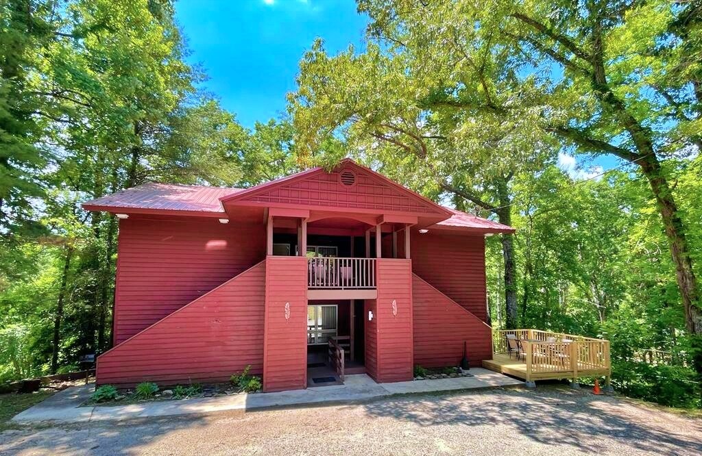 55 & 57 Observation Point Dr, Bryson City, NC for sale Building Photo- Image 1 of 1