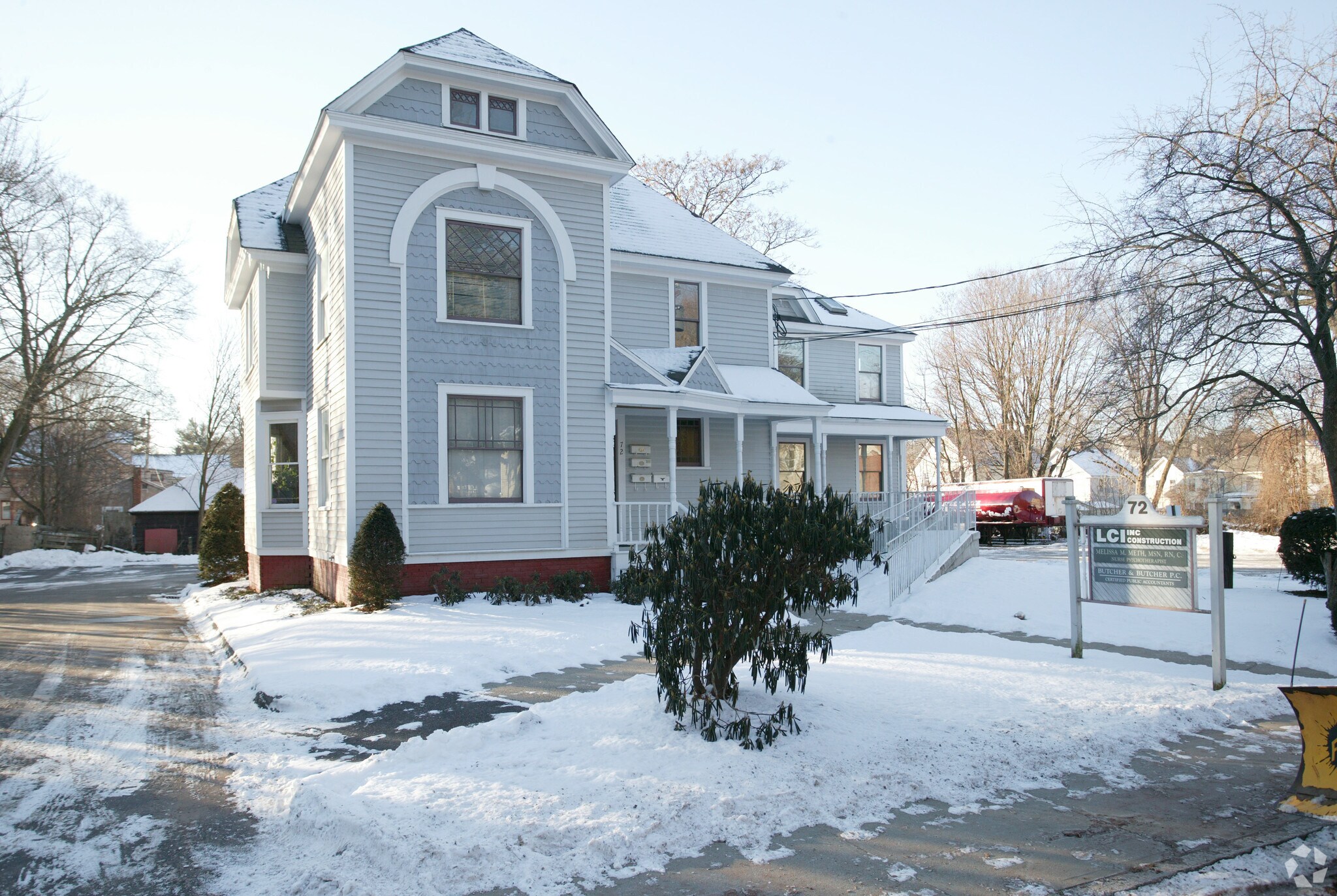 72 Bissell St, Manchester, CT for sale Primary Photo- Image 1 of 1