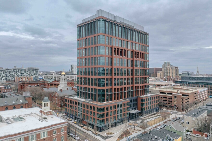 40 Thorndike St, Cambridge, MA for lease - Primary Photo - Image 1 of 6