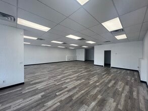 4030-4330 SE 29th St, Oklahoma City, OK for lease Interior Photo- Image 1 of 3