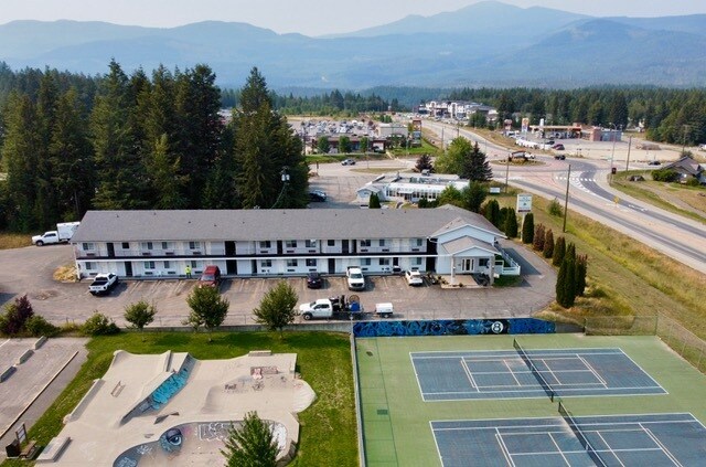 429 Murtle Cres, Clearwater, BC for sale Primary Photo- Image 1 of 1