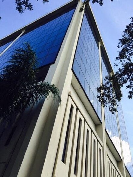 2633 Napoleon Ave, New Orleans, LA for lease - Building Photo - Image 3 of 9