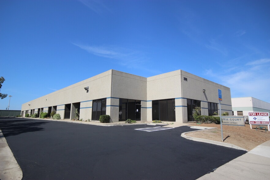 255 Lambert St, Oxnard, CA for lease - Building Photo - Image 1 of 4