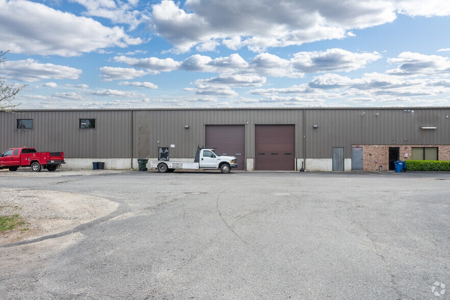 198 S Meadow Rd, Plymouth, MA for sale - Building Photo - Image 2 of 5